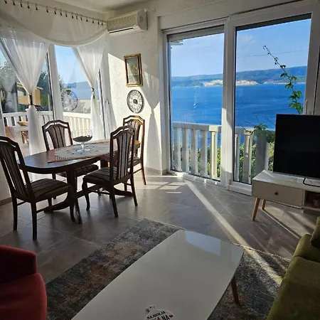 Croasea Apartment Omis Exterior photo